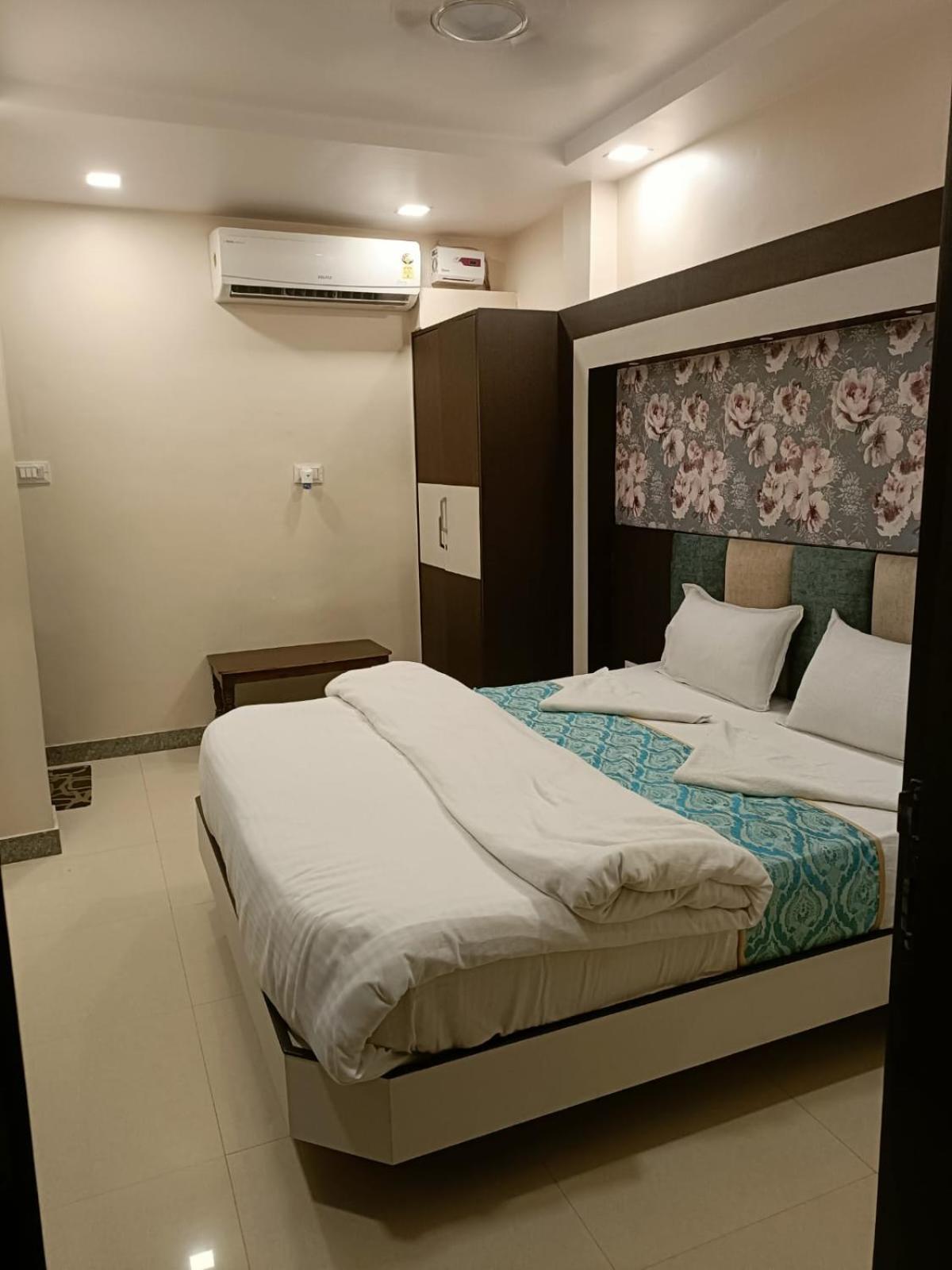 Ks Paying Guest House Варанаси Экстерьер фото