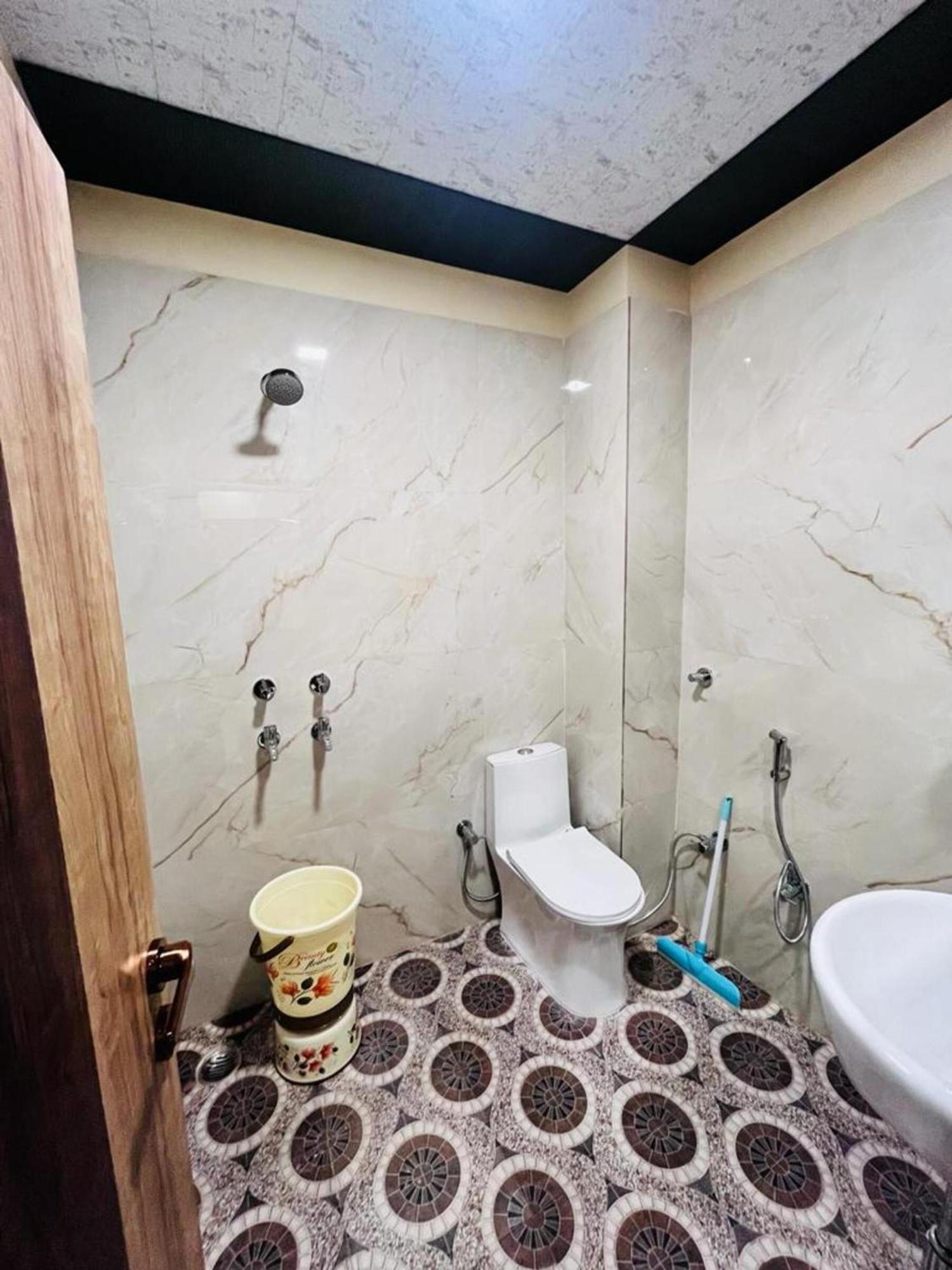 Ks Paying Guest House Варанаси Экстерьер фото