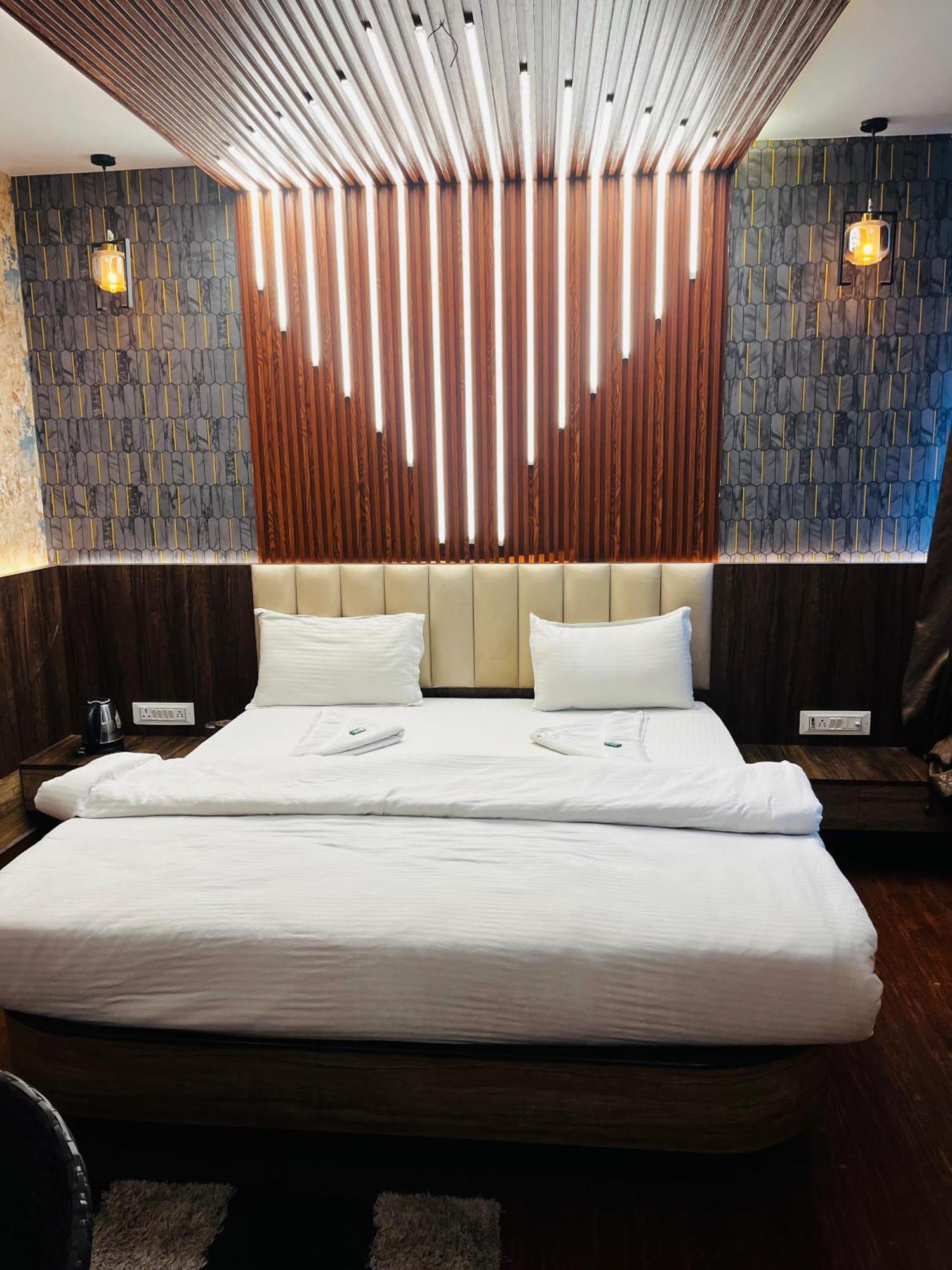Ks Paying Guest House Варанаси Экстерьер фото