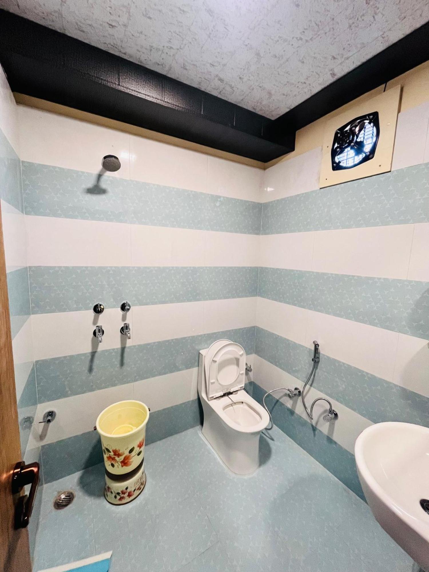 Ks Paying Guest House Варанаси Экстерьер фото
