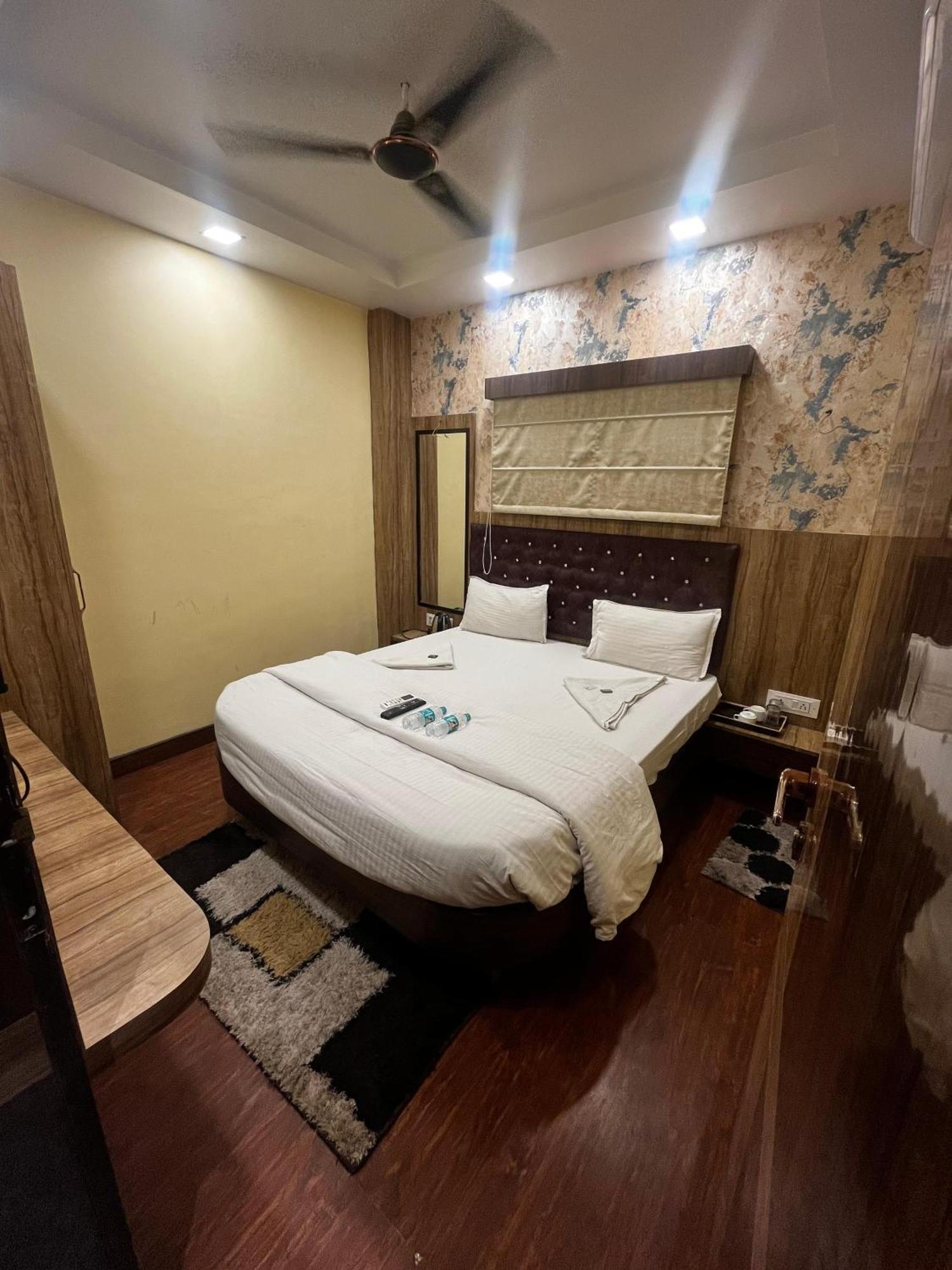 Ks Paying Guest House Варанаси Экстерьер фото